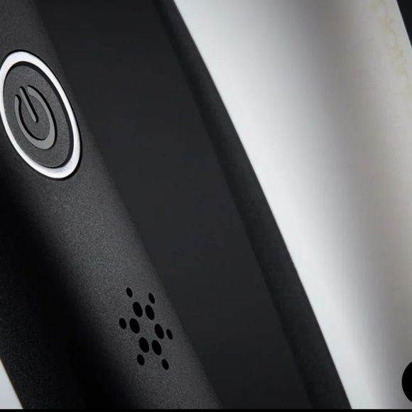 GHD Platinum + Professional Performance 1" Smart Styler - Picture 2 of 14